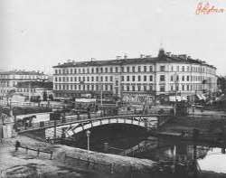 The fact of the Canal being used as a city border The fact of the Canal being used as a city border for more than a century, adds to the dark, sinister stories around it. During its construction, the
